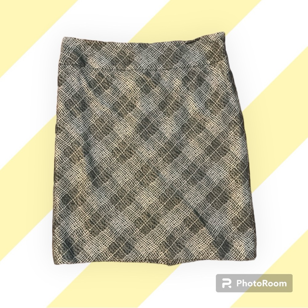 The Limited pencil skirt